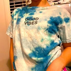 Good vibes over sized tee